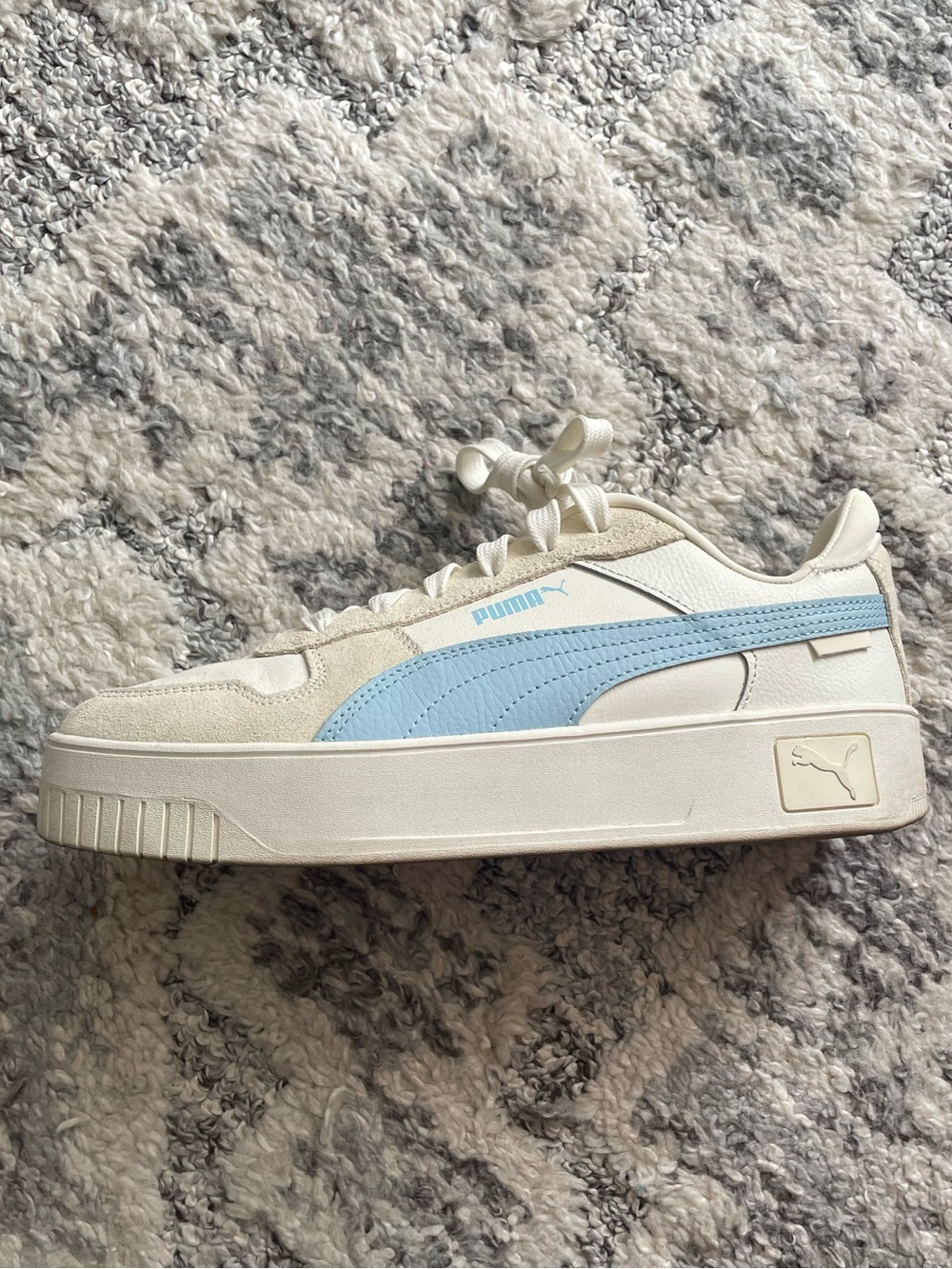 Puma Women's Cream and Light Blue Platform Sneaker